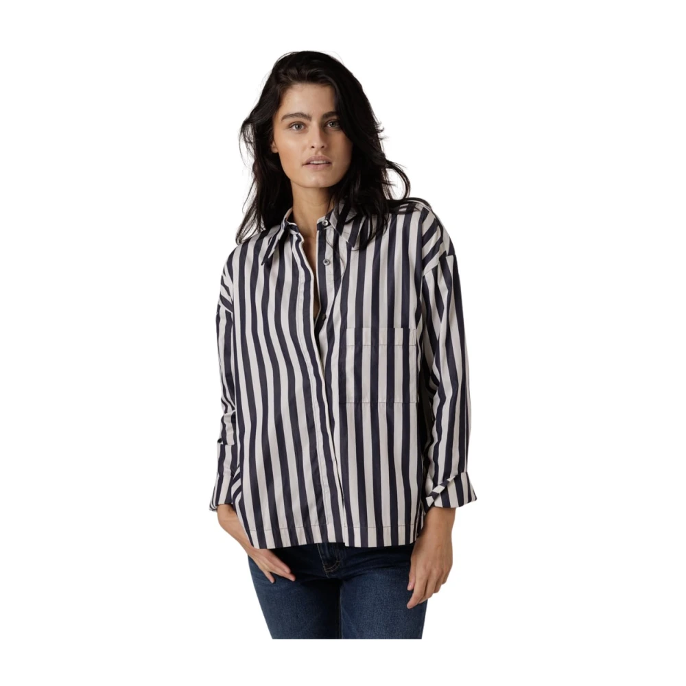 Odeeh Gestreepte Blouse met Borstzak Black Dames
