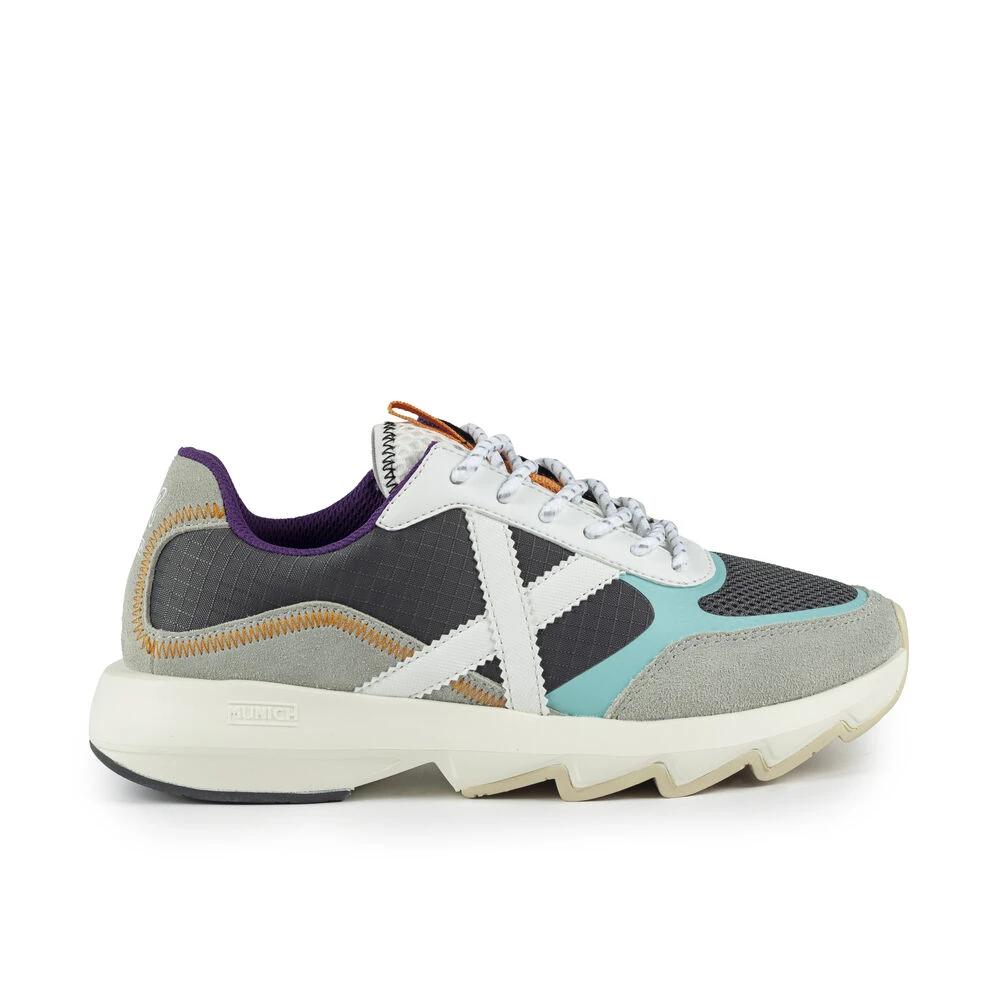 Shoes > Sneakers - - Munich - Modalova