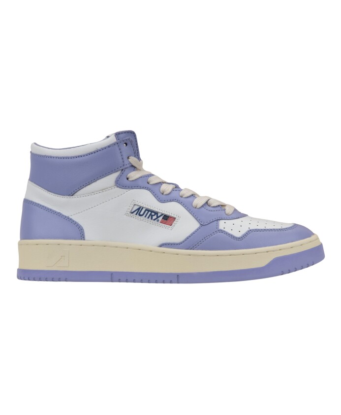 baskets-a-lacets-en-cuir-bout-rond-perfore