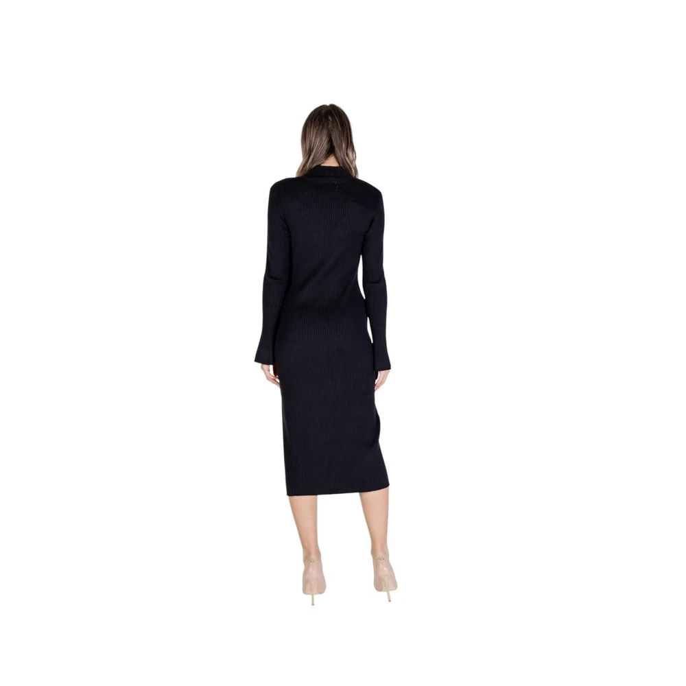 Sandro Ferrone Elegante Zwarte Viscosemix Jurk Black Dames