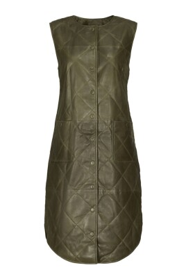 quilted-leather-vest-with-button-closure