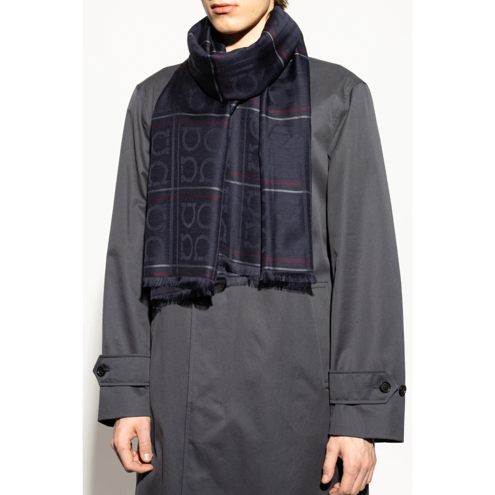 Salvatore Ferragamo Sjaal met monogram Blue Heren
