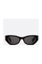 butterfly-style-sunglasses-with-gold-accents