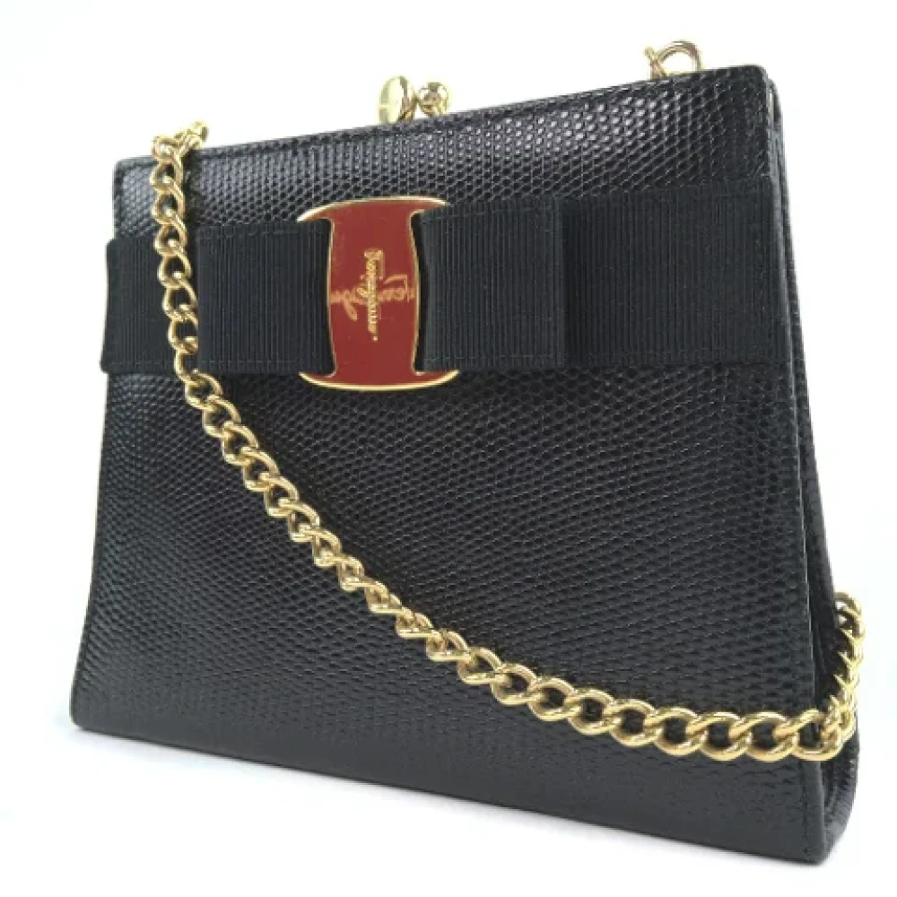 Salvatore Ferragamo Pre-owned Leather shoulder-bags Black Dames