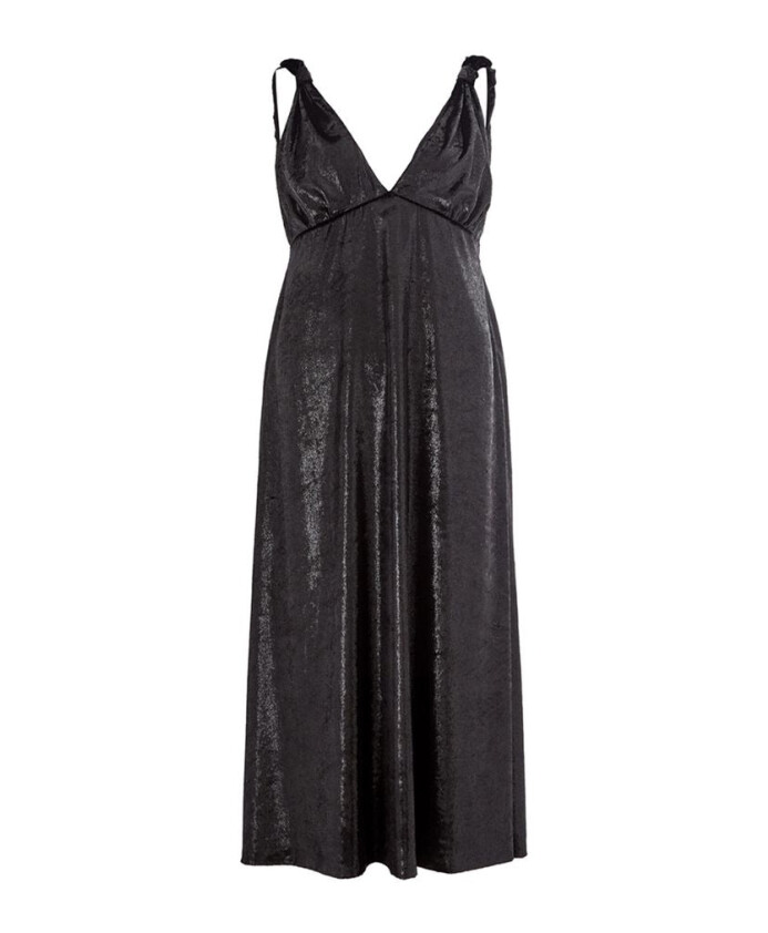 elegante-robe-noire-en-polyester