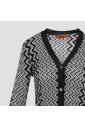 pull-noir-style-elegant