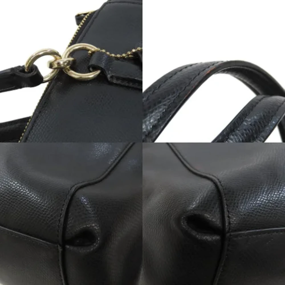 Coach Pre-owned Plastic shoulder-bags Black Dames