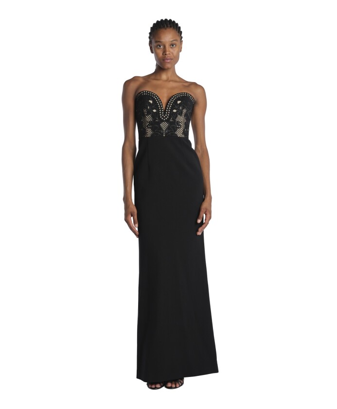 robe-noire-longue-avec-coeur-brode