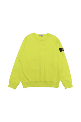 yellow-sweaters-for-a-stylish-look