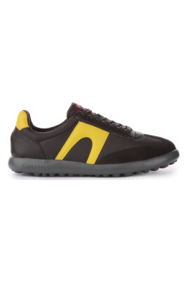 urban-style-sneakers