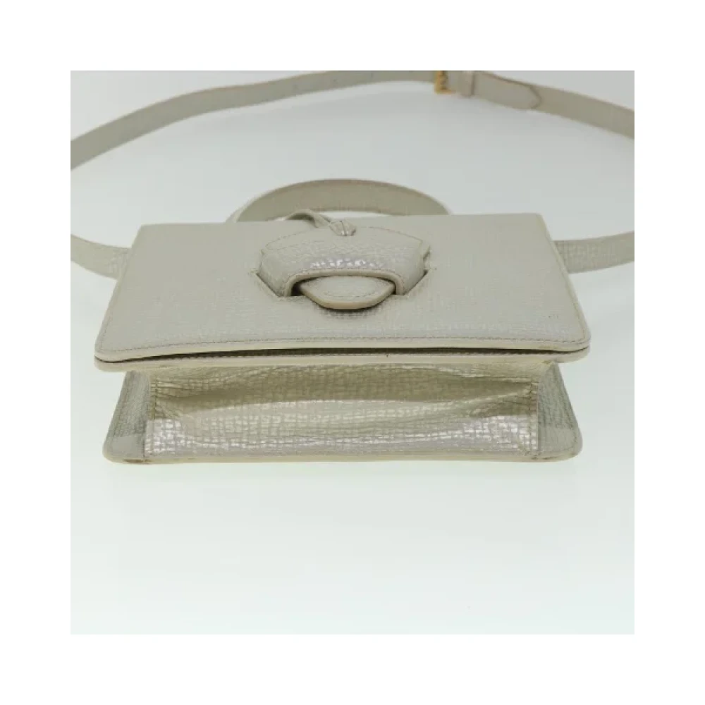 Loewe Pre-owned Leather handbags Gray Dames