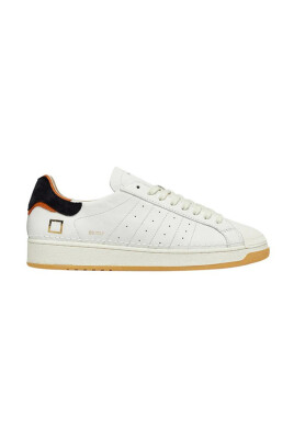 casual-sneakers-for-everyday-wear