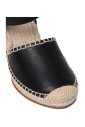 leren-sleehak-sandalen-met-gespsluiting