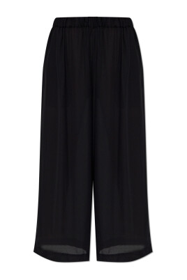 loose-fit-trousers