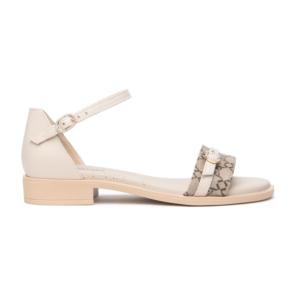 Shoes > Sandals > Flat Sandals - - Nerogiardini - Modalova