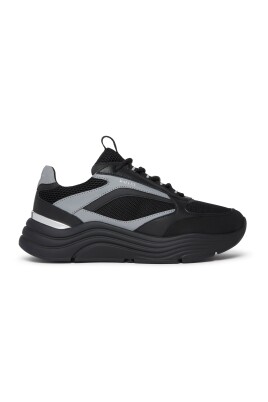 cyrus-2-0-triple-black-silver