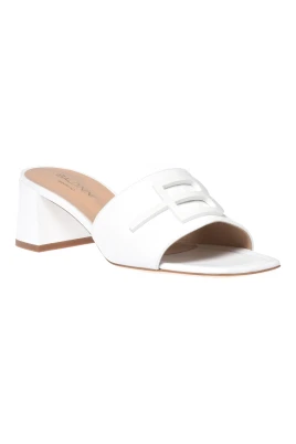 Slipper in white calfskin