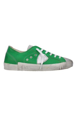 sneakers-en-cuir-vert-style-vintage