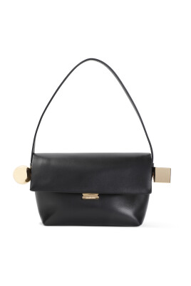 black-handbag-for-women