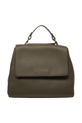 green-handbag-with-detachable-strap