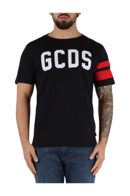 t-shirt-homme-noir-avec-logo-brode