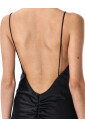 robe-maxi-noire-avec-dos-ouvert