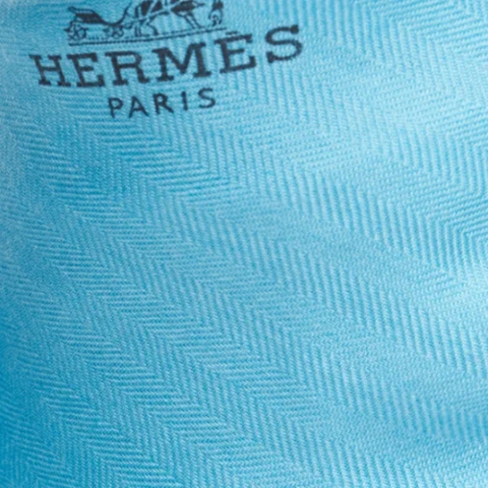 Hermès Vintage Pre-owned Cashmere scarves Blue Dames