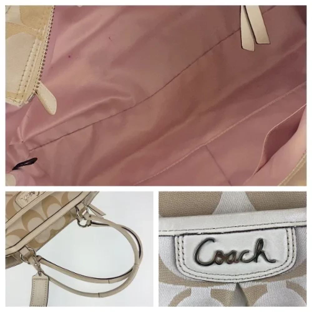 Coach Pre-owned Canvas handbags Beige Dames