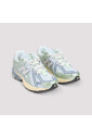blue-sneakers-for-women-ss25