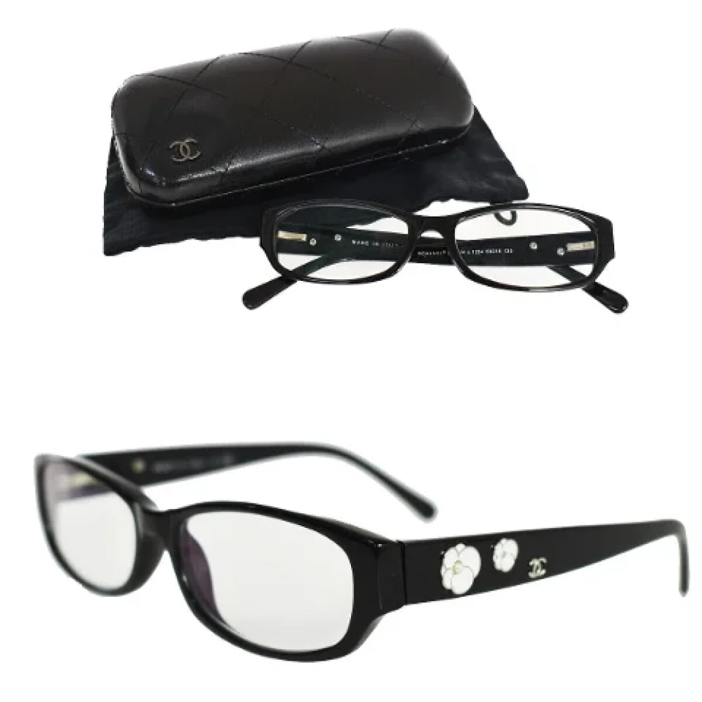 Chanel Vintage Pre-owned Plastic sunglasses Black Heren