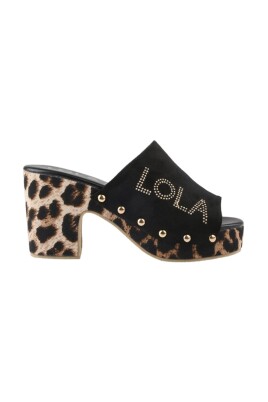 black-casual-synthetic-clog