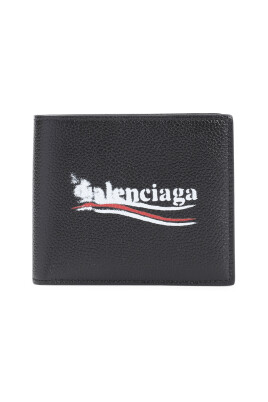 square-folded-wallet