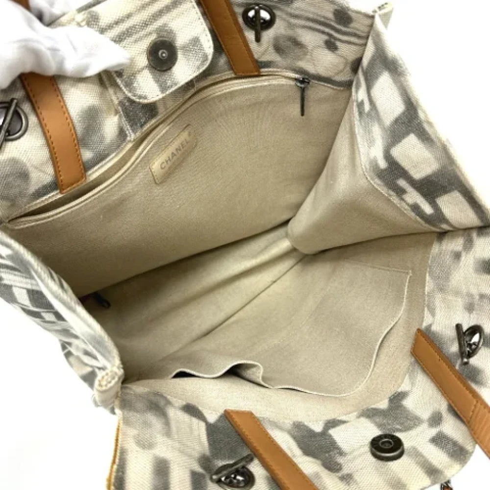 Chanel Vintage Pre-owned Leather chanel-bags Beige Dames