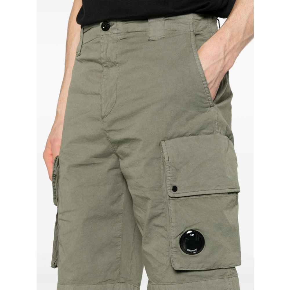 C.P. Company Cargo Stretch Shorts met Lens Detail Green Heren