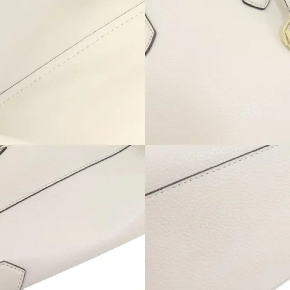 Michael Kors Pre-owned Leather totes White Dames