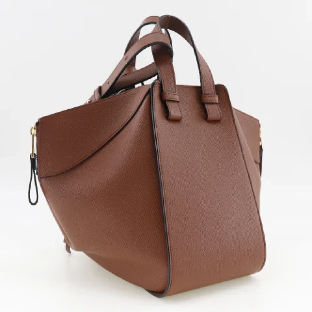 Loewe Pre-owned Leather shoulder-bags Brown Dames