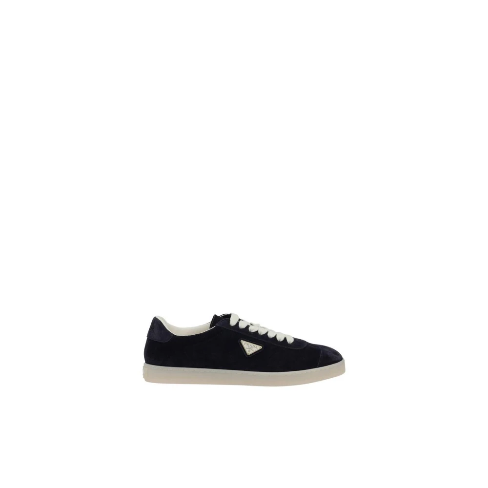 Prada Suede Low-Top Sneakers Elegant Comfort Blue Heren