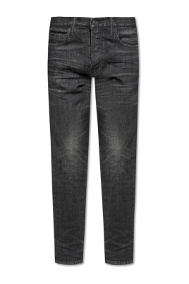 jeans-with-tapered-legs