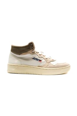 sneakers-decontractees-pour-un-usage-quotidien