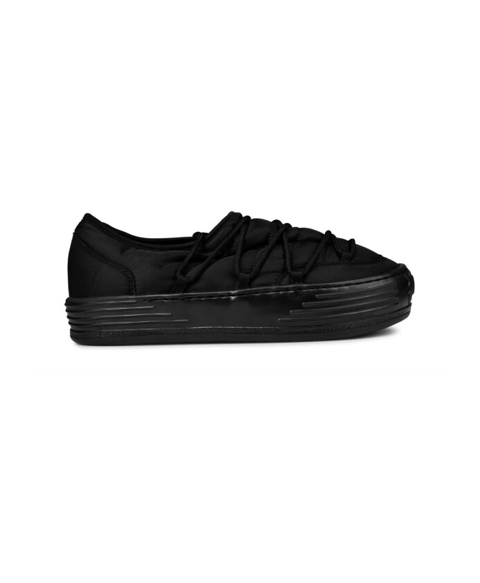 snow-puffed-logo-sneakers