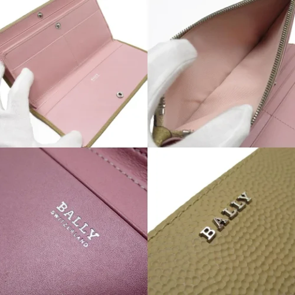 Bally Pre-owned Leather wallets Beige Dames
