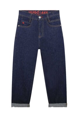 dark-denim-skateboard-jeans-winter-wear
