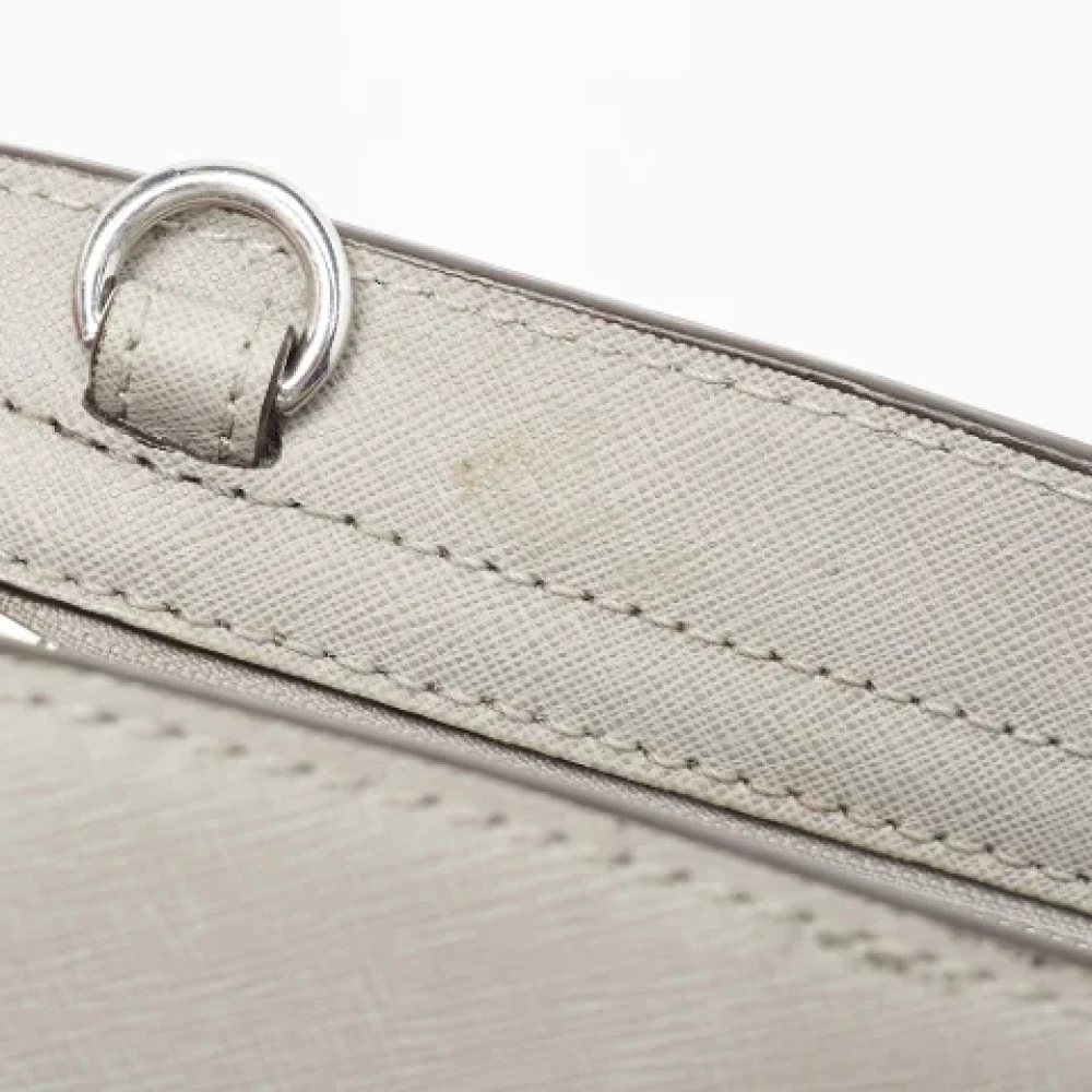 Michael Kors Pre-owned Leather shoulder-bags Gray Dames