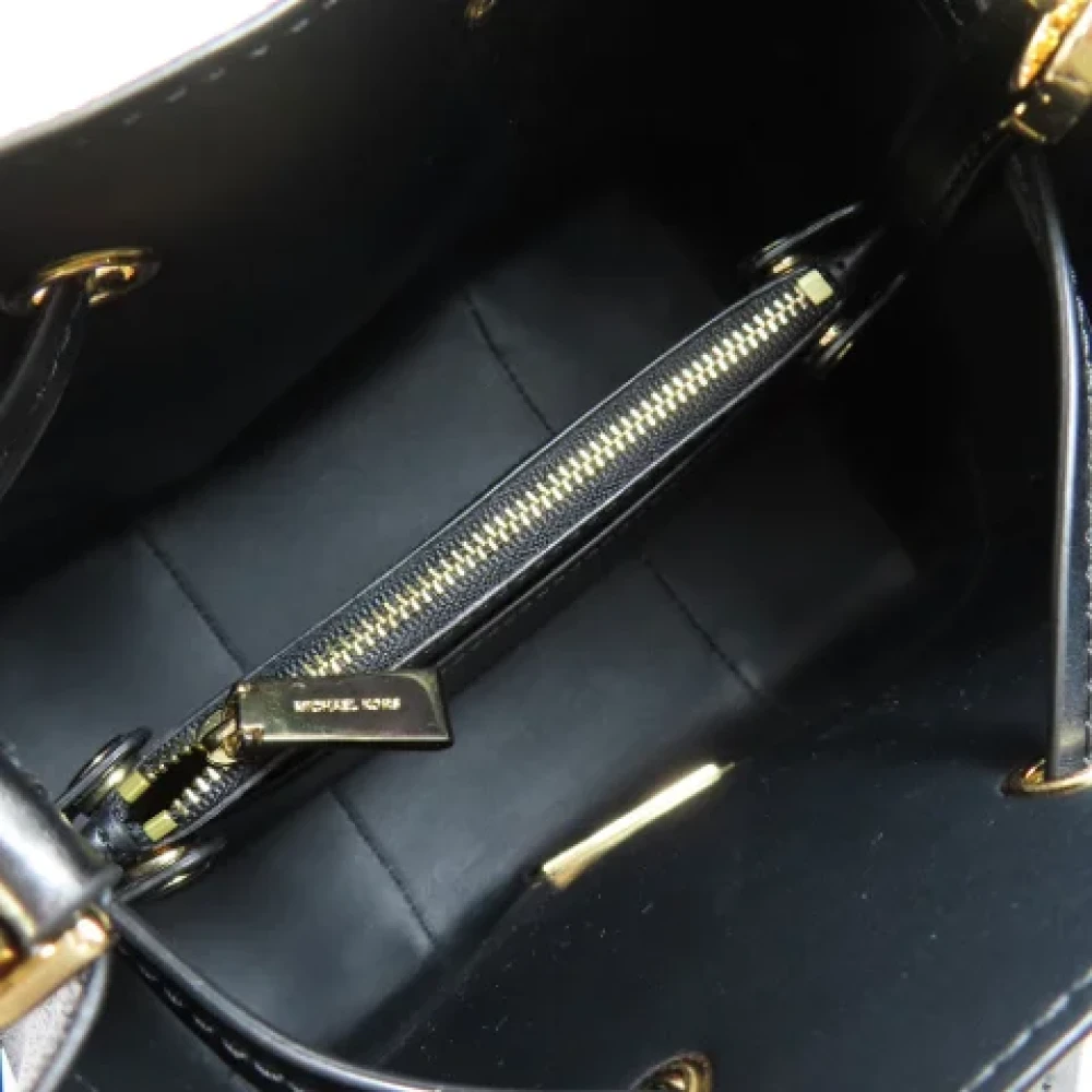Michael Kors Pre-owned Plastic handbags Brown Dames