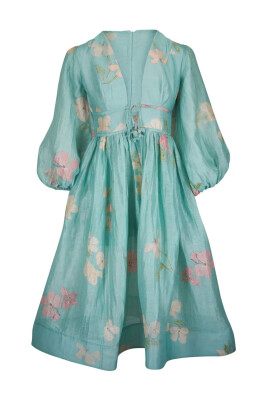 robe-bleue-a-imprime-floral-col-en-v