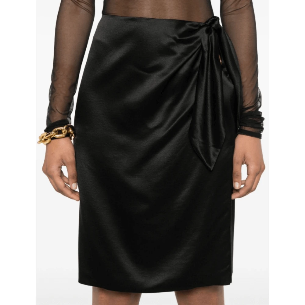 Saint Laurent Satijnen Rok met Knoopdetail Black Dames