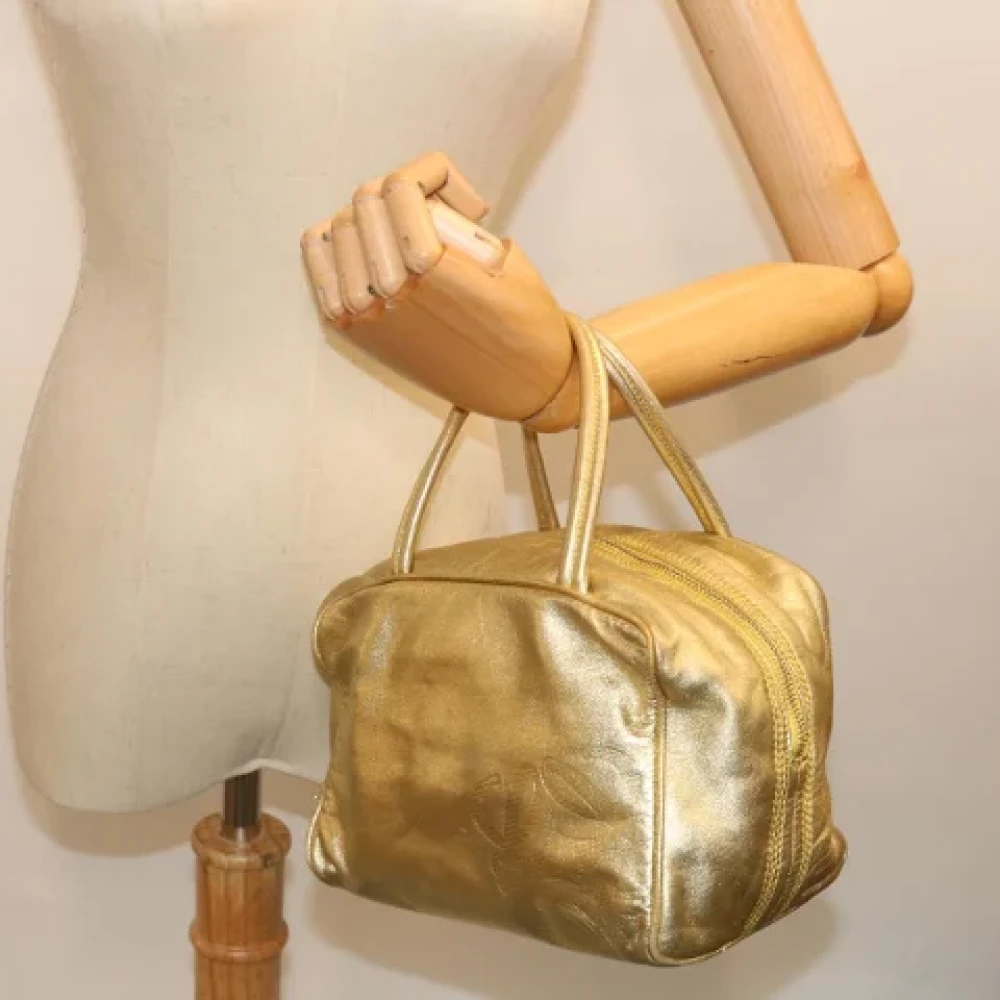 Loewe Pre-owned Leather handbags Yellow Dames