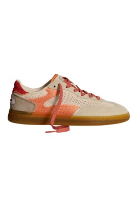 mode-femme-parc-orange