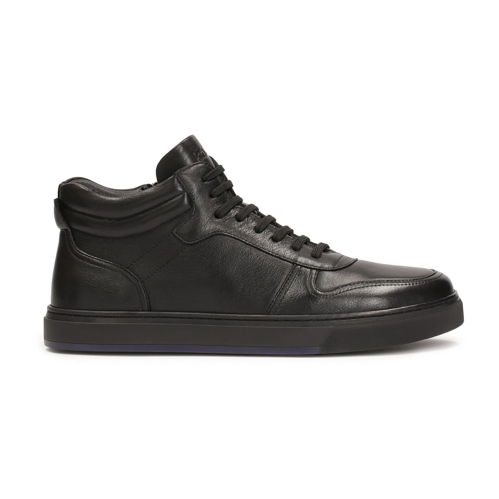 Kazar Urban enkellaagse sneakers voor mannen.Dit product valt groot uit. Heren Schoenen Zwart