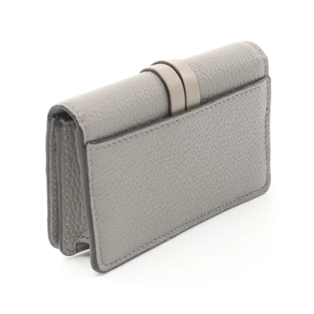 Chloé Pre-owned Leather wallets Gray Dames